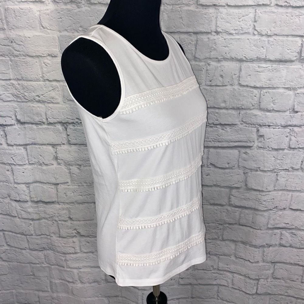 Talbots women S petite sleeveless tank top white w/textured embroidery design - Picture 4 of 9